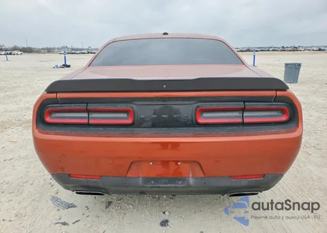 2021 Dodge Challenger R/T z USA, uszkodzony, nr VIN 2C3CDZBT5MH604596